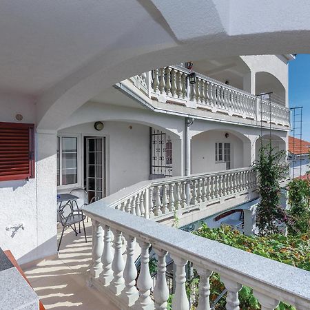 1 Bedroom Cozy Apartment In Crikvenica Exteriér fotografie