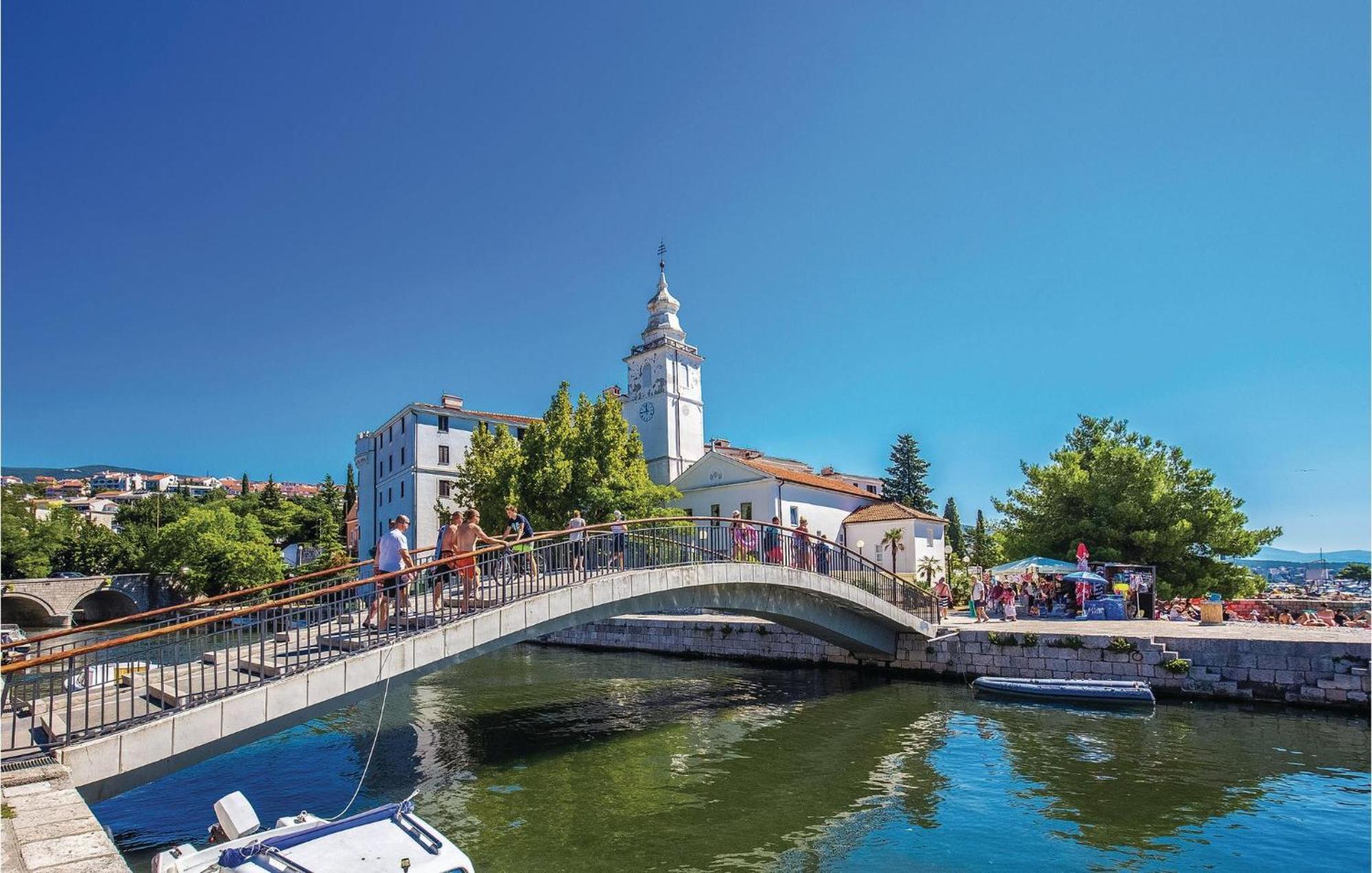 1 Bedroom Cozy Apartment In Crikvenica Exteriér fotografie