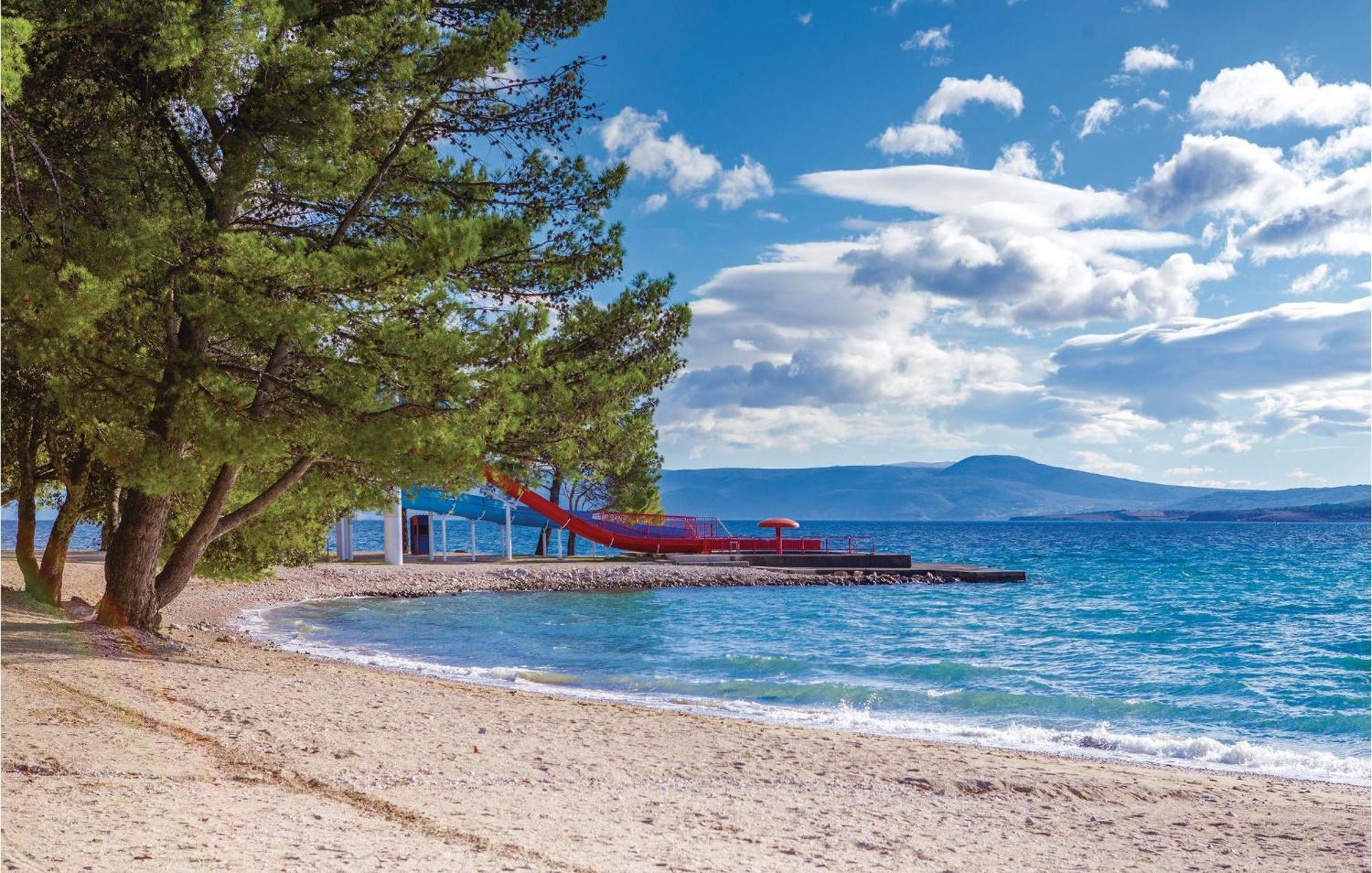 1 Bedroom Cozy Apartment In Crikvenica Exteriér fotografie