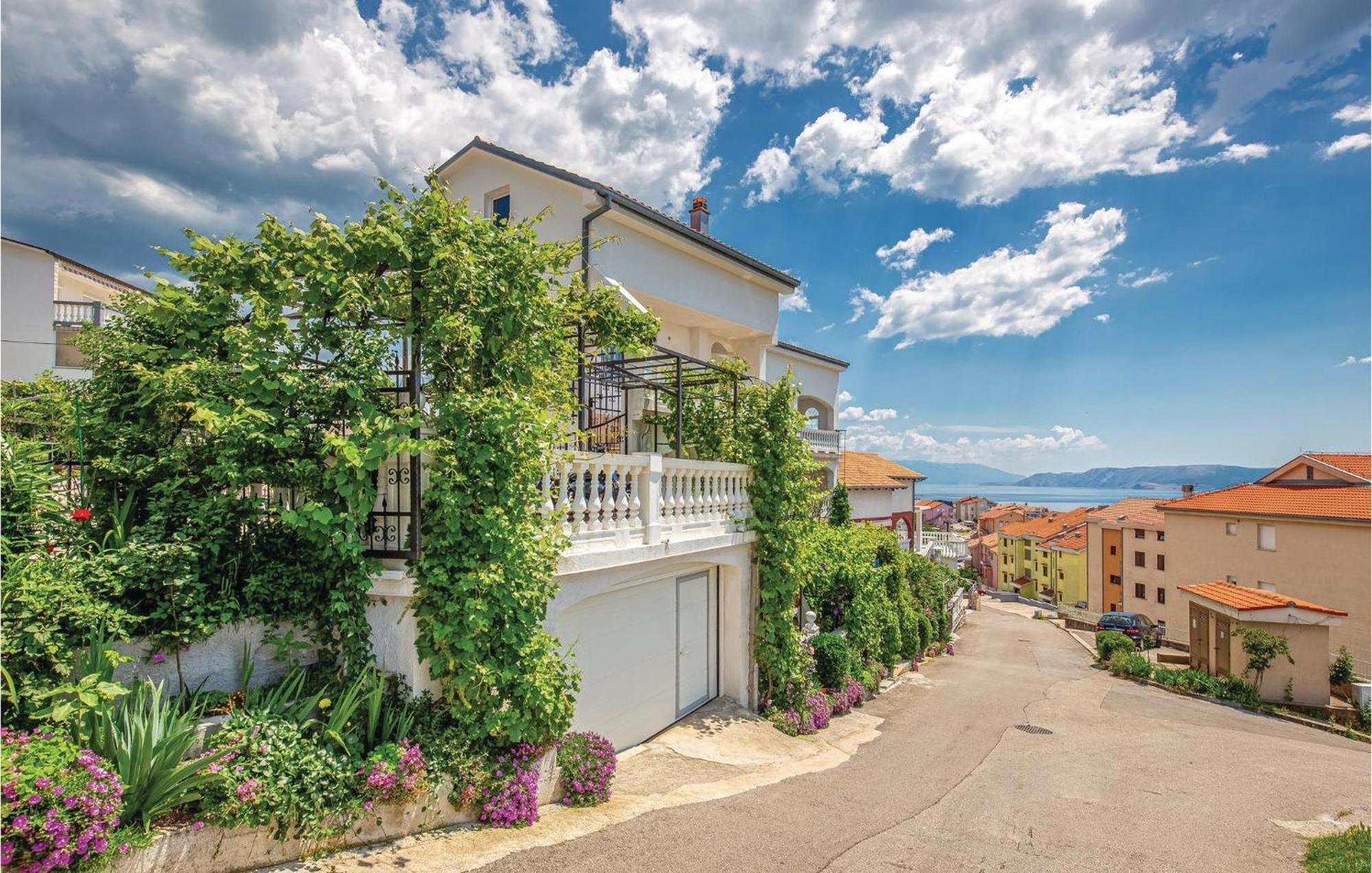 1 Bedroom Cozy Apartment In Crikvenica Exteriér fotografie