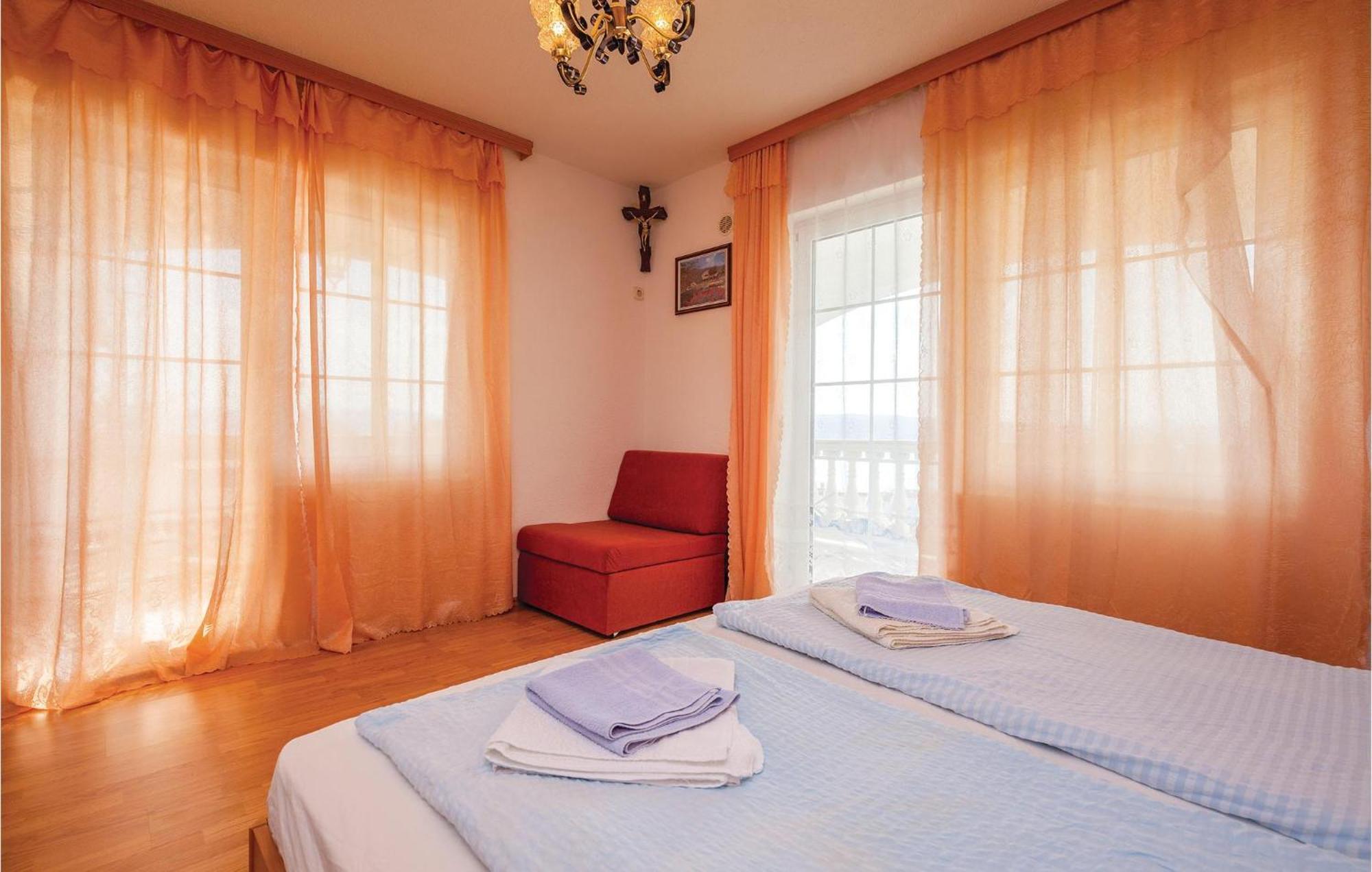1 Bedroom Cozy Apartment In Crikvenica Exteriér fotografie