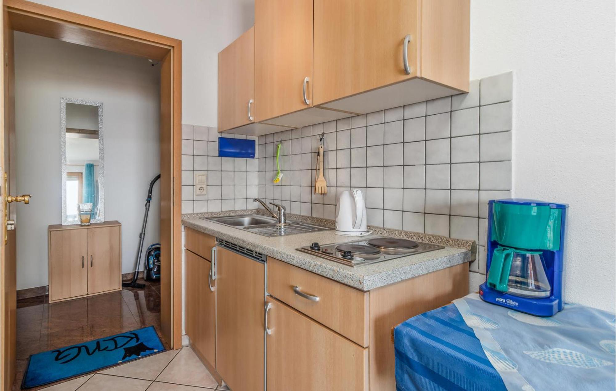 1 Bedroom Cozy Apartment In Crikvenica Exteriér fotografie
