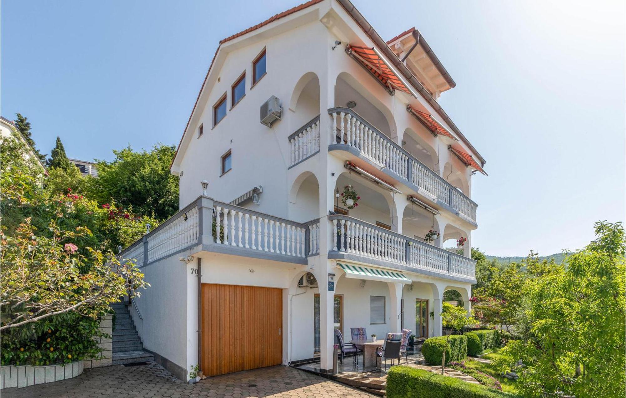 1 Bedroom Cozy Apartment In Crikvenica Exteriér fotografie