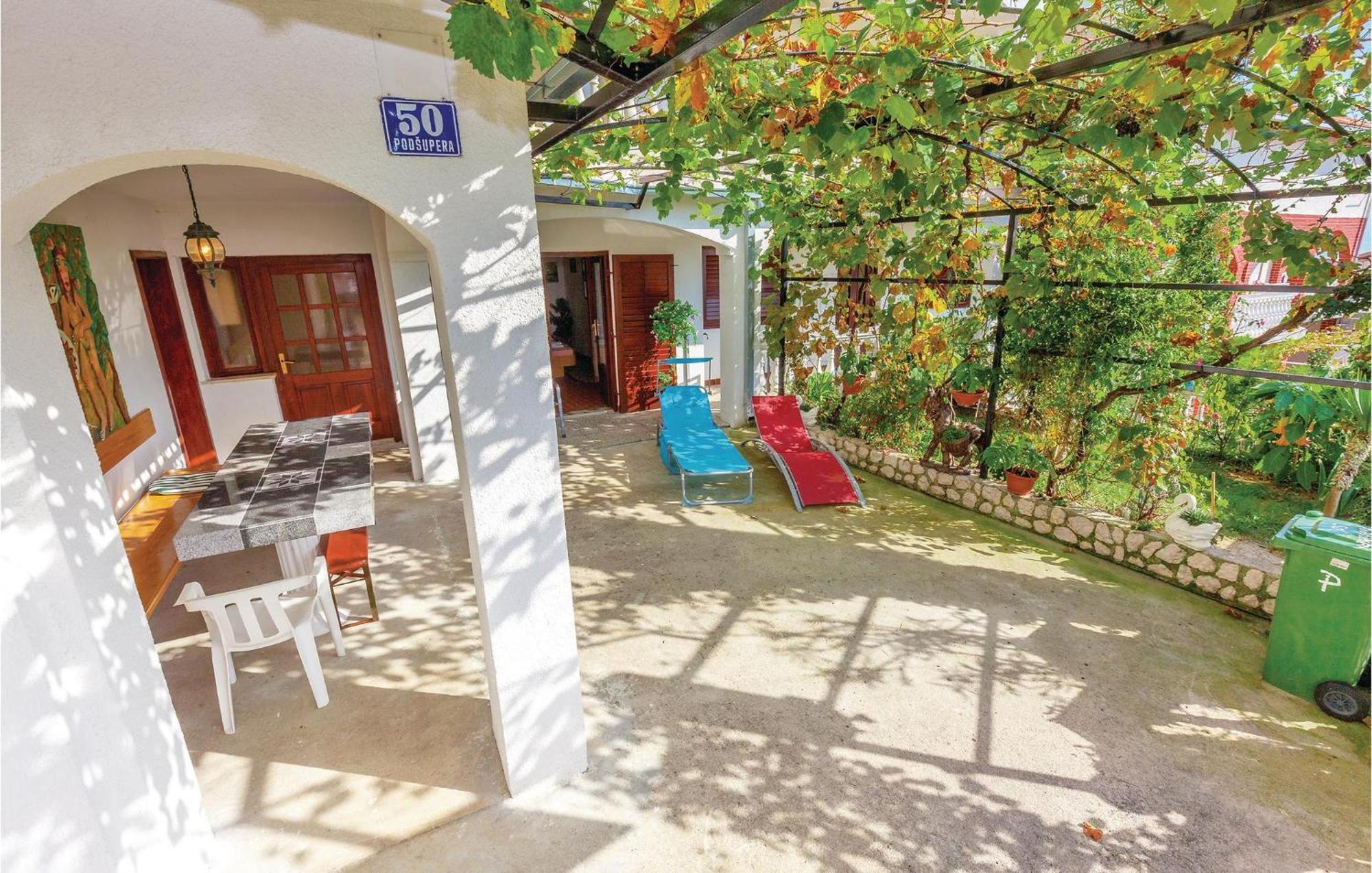 1 Bedroom Cozy Apartment In Crikvenica Exteriér fotografie
